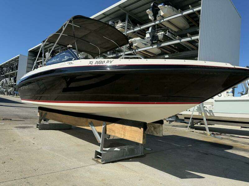 Yesterday s Dream 23ft Larson Yacht For Sale