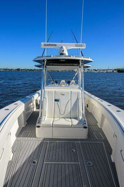 BAREFOOR IN PUBLIC 37ft SeaVee Yacht For Sale