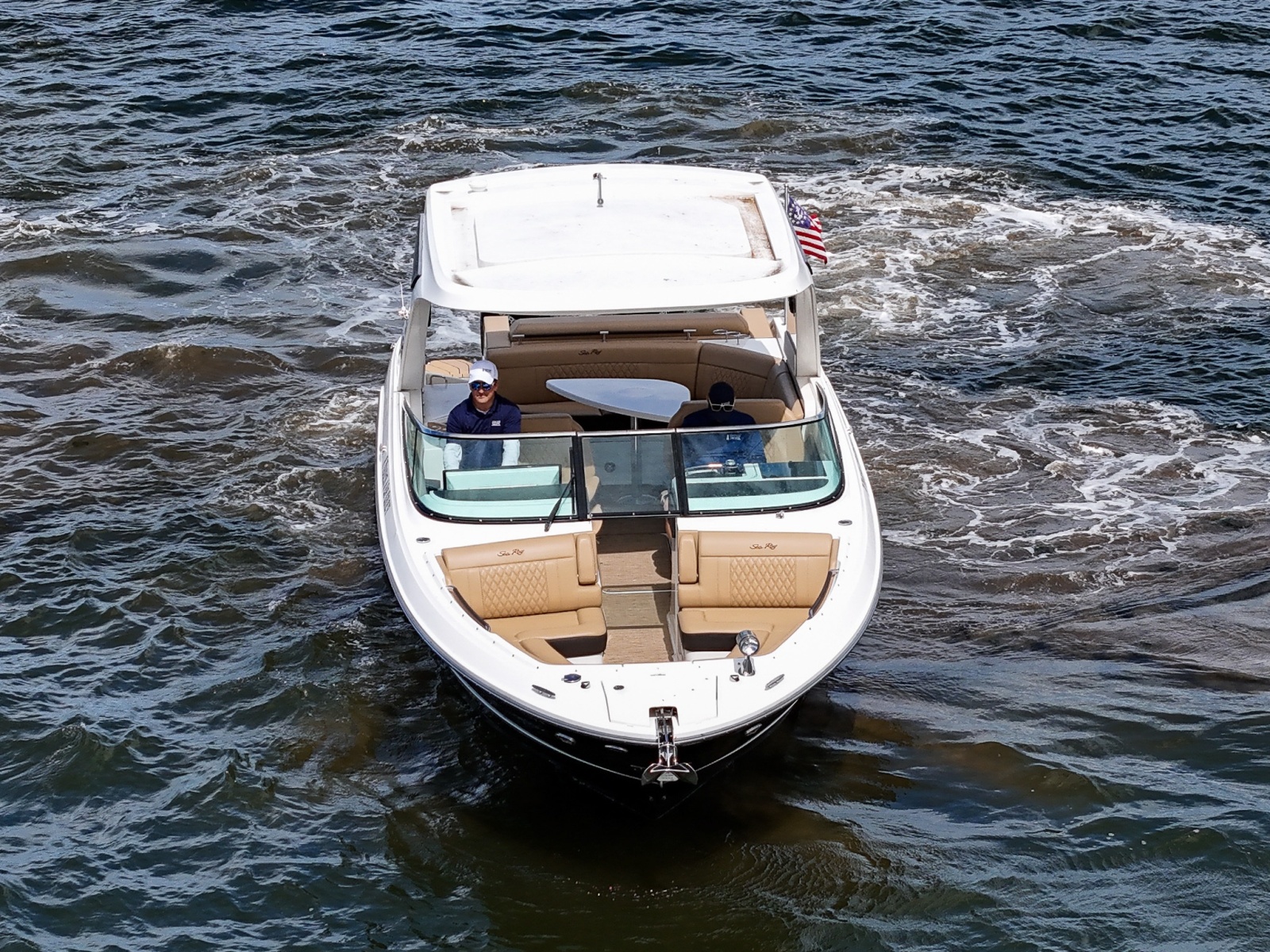 32' 2023 Sea Ray SLX 310 OB