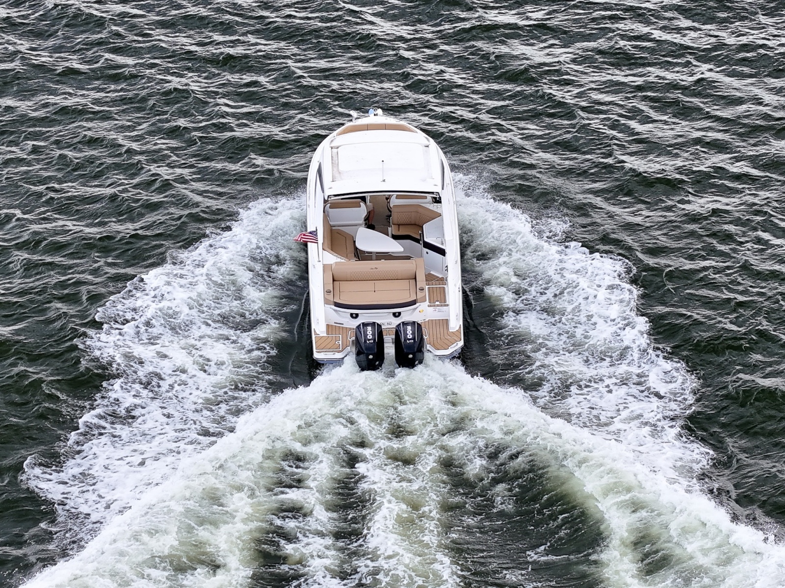 32' 2023 Sea Ray SLX 310 OB