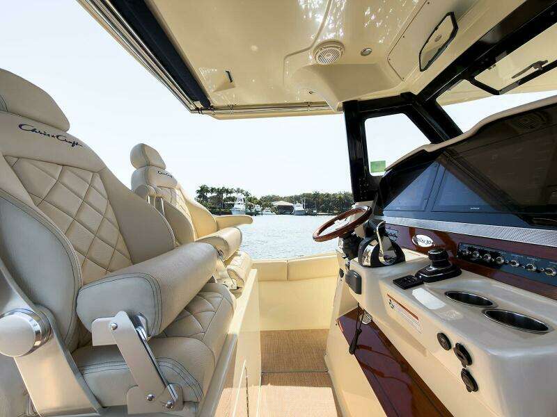 Our Trade 30ft Chris Craft Yacht For Sale