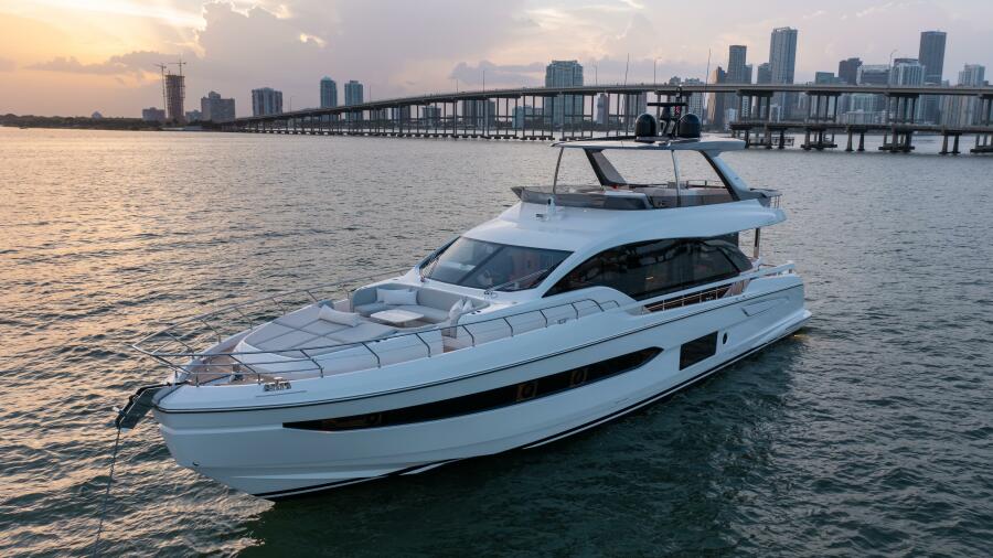 78' 2022 Azimut 78