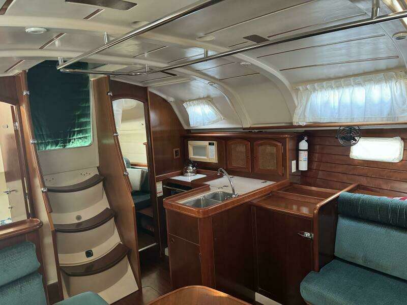 The Originals 38ft Beneteau Yacht For Sale