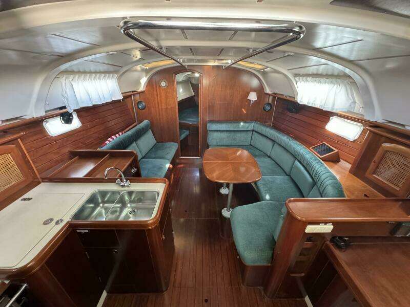 The Originals 38ft Beneteau Yacht For Sale