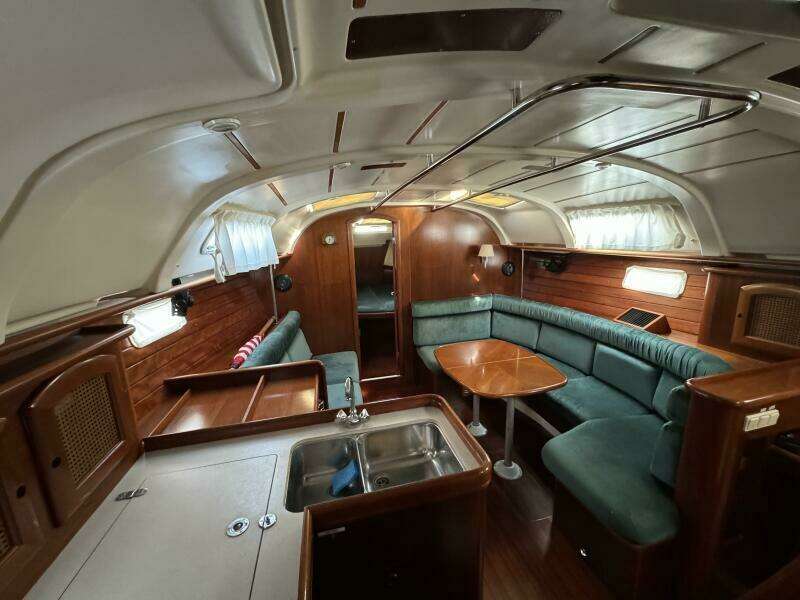 The Originals 38ft Beneteau Yacht For Sale