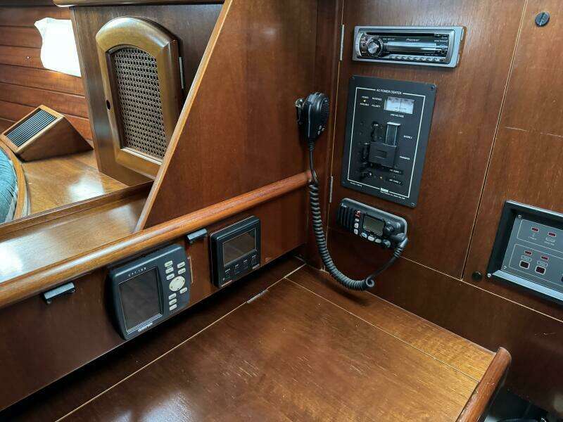 The Originals 38ft Beneteau Yacht For Sale