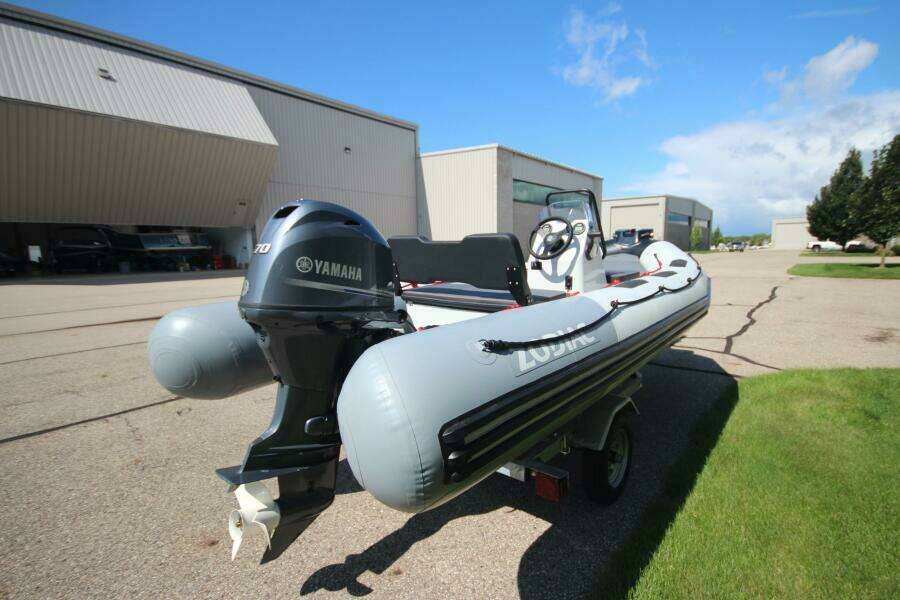 Boat Show Special Pricing 15ft Zodiac Yacht For Sale