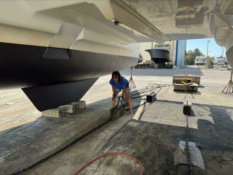 Herkee 38ft Lagoon Yacht For Sale