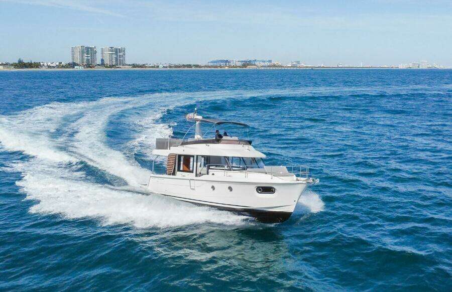 Carolina Blues 44ft Beneteau Yacht For Sale