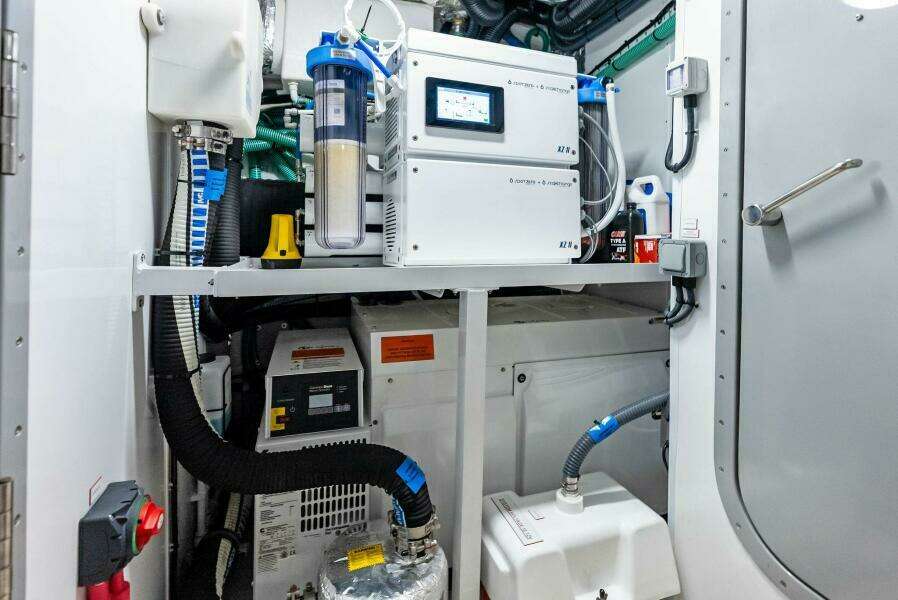 2024 Princess Y72 Motor Yacht 