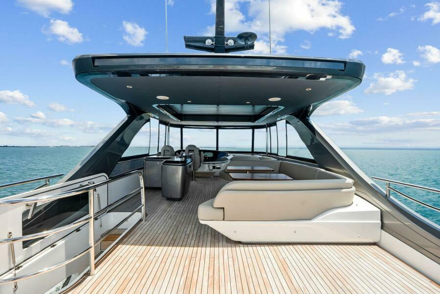 72' 2024 Princess Y72 Motor Yacht