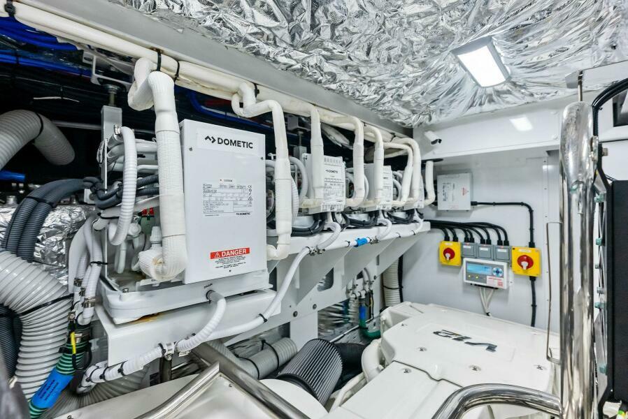 72' 2024 Princess Y72 Motor Yacht