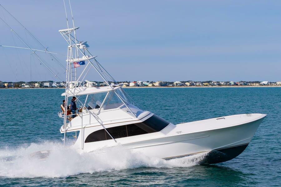 54' 1994 Jarrett Bay 54