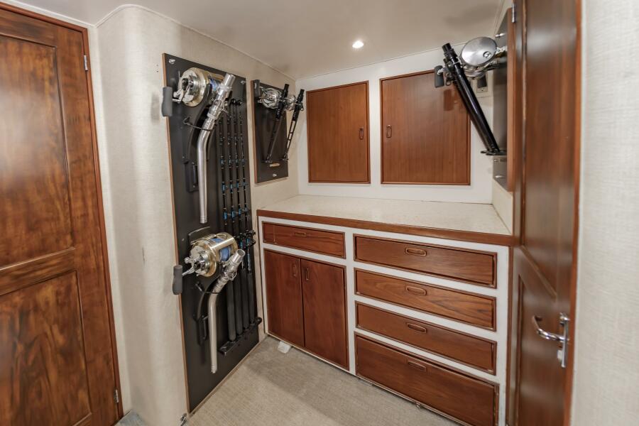 54' 1994 Jarrett Bay 54