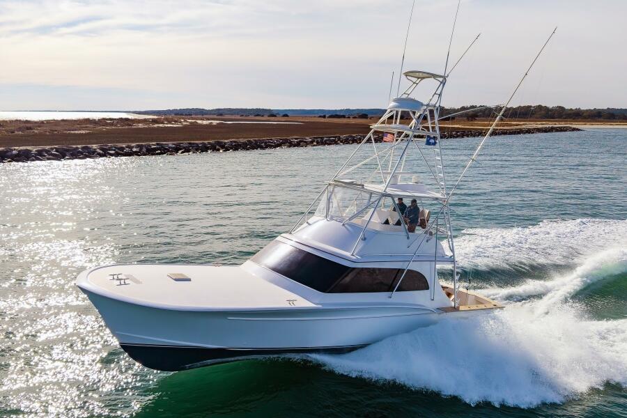 54' 1994 Jarrett Bay 54