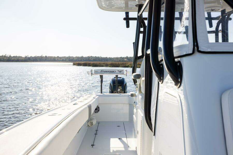 34ft Freeman Yacht For Sale