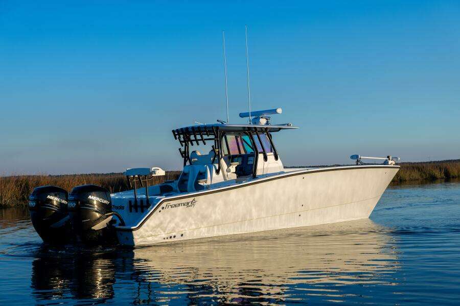 34ft Freeman Yacht For Sale