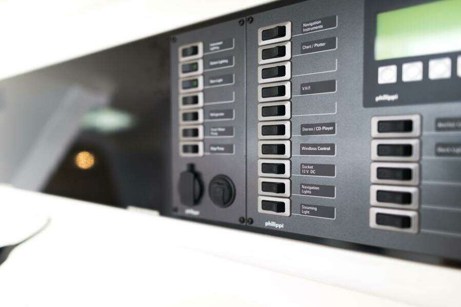 34ft Italia Yachts Yacht For Sale