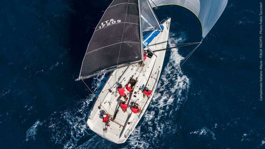 34ft Italia Yachts Yacht For Sale