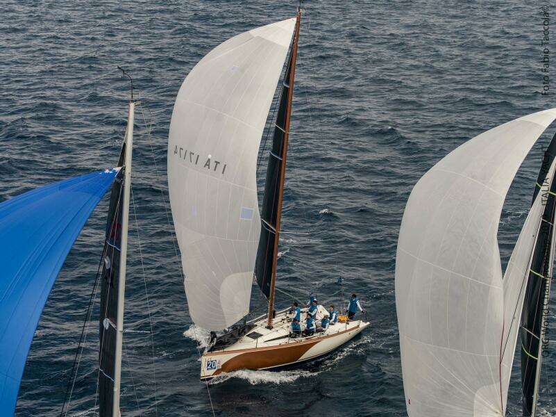 34ft Italia Yachts Yacht For Sale