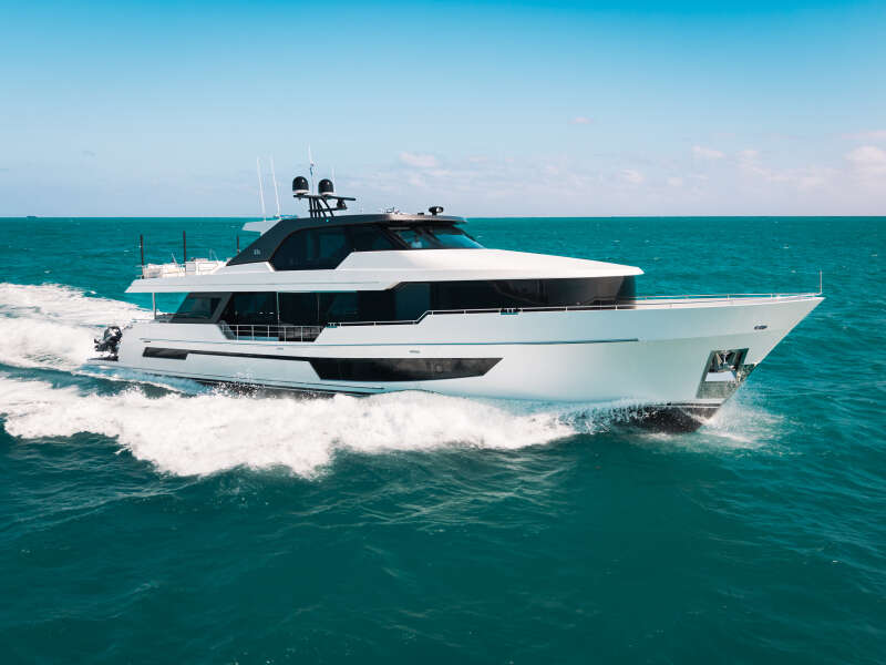 106ft Ocean Alexander Yacht For Sale