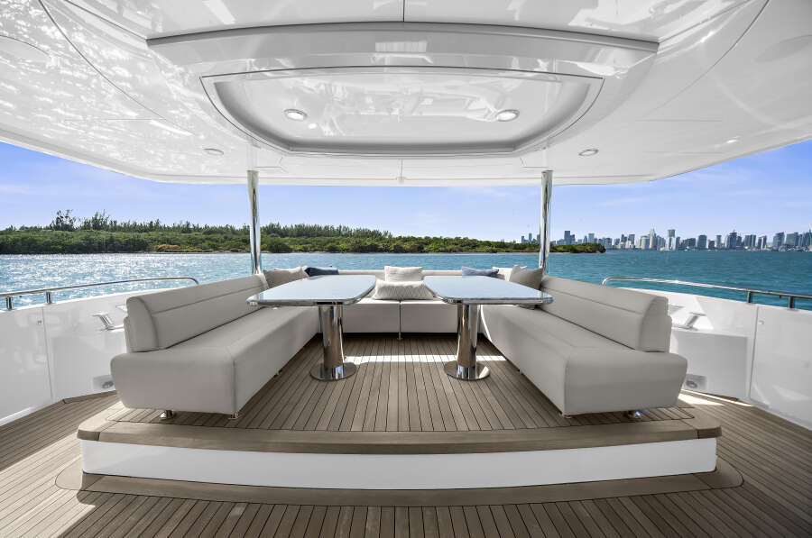 106ft Ocean Alexander Yacht For Sale