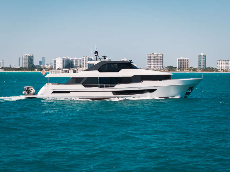 106ft Ocean Alexander Yacht For Sale