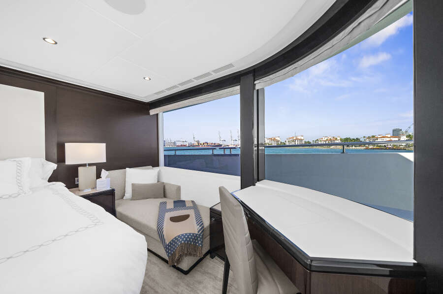 106ft Ocean Alexander Yacht For Sale