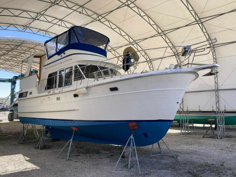 Honey Badger 36ft Heritage East Yacht For Sale