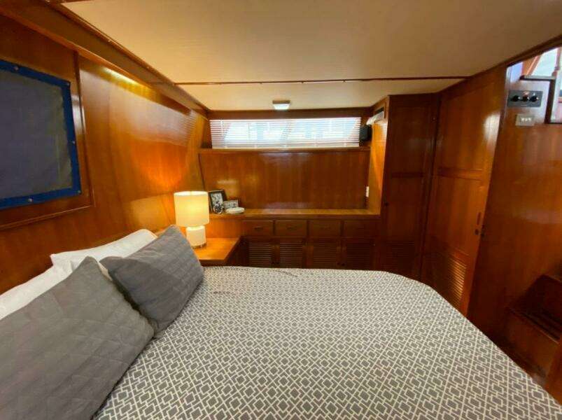 Honey Badger 36ft Heritage East Yacht For Sale