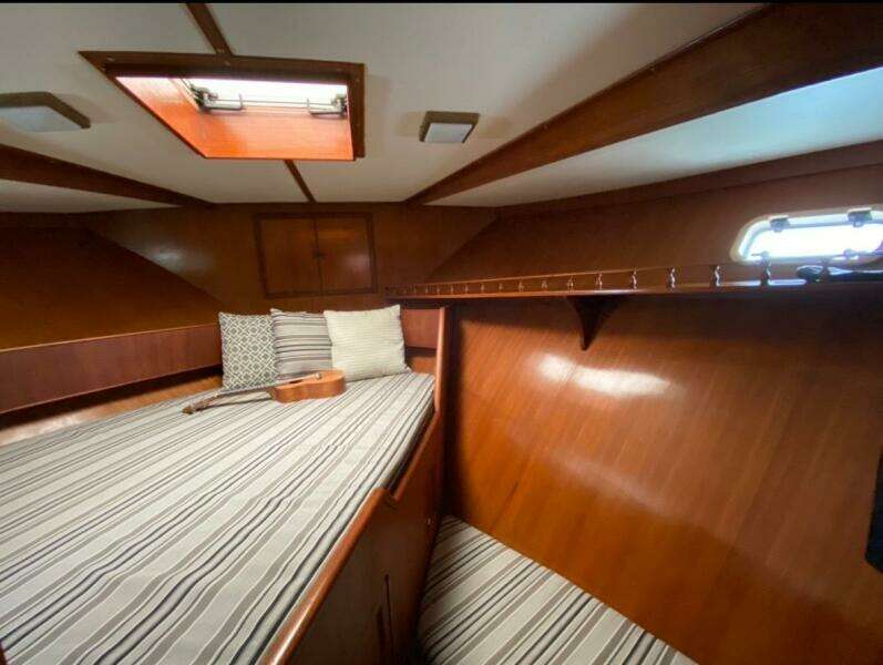 Honey Badger 36ft Heritage East Yacht For Sale