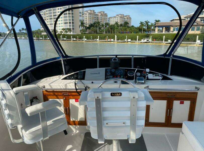 Honey Badger 36ft Heritage East Yacht For Sale