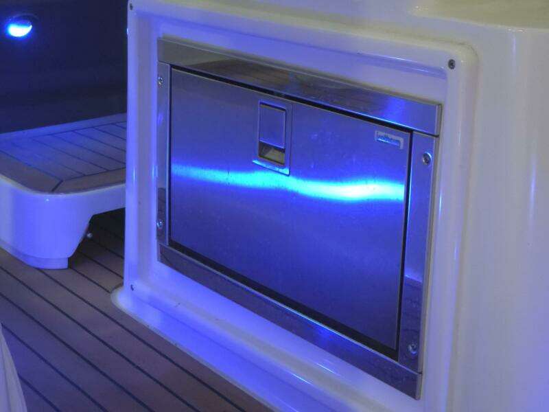 39ft Cruisers Yachts Yacht For Sale