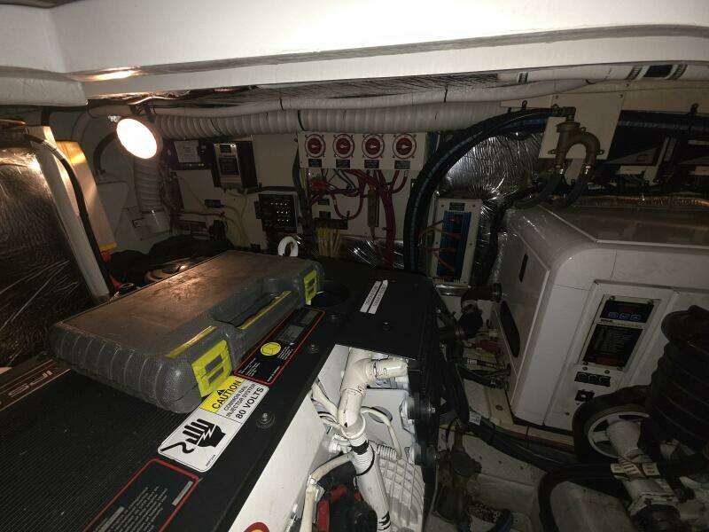 39ft Cruisers Yachts Yacht For Sale