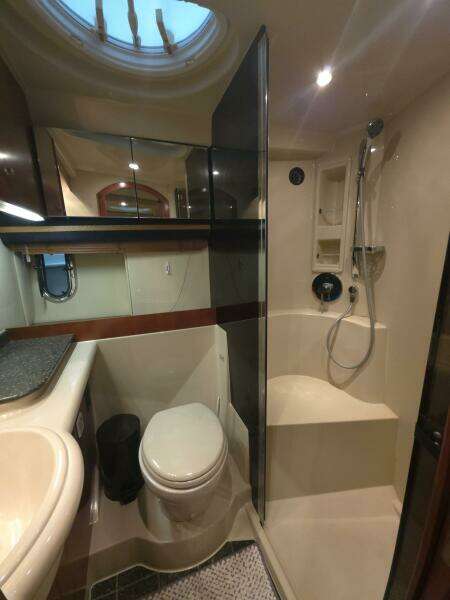 39ft Cruisers Yachts Yacht For Sale