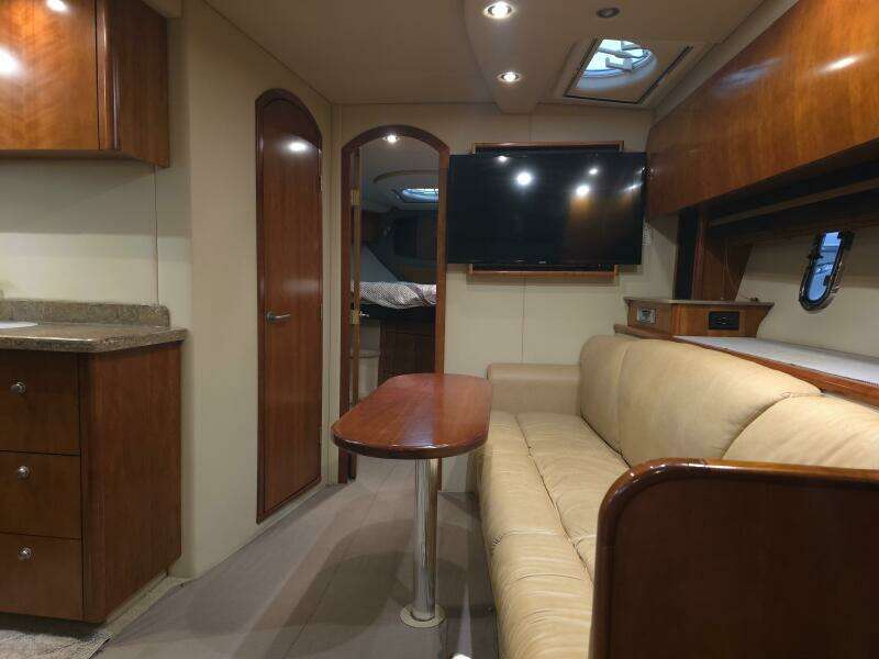 39ft Cruisers Yachts Yacht For Sale