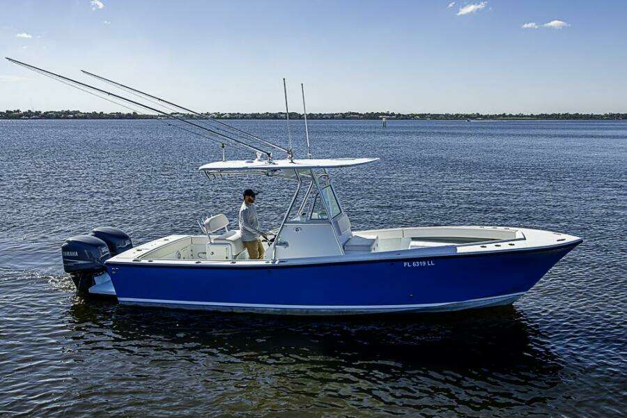 26ft Regulator Yacht For Sale