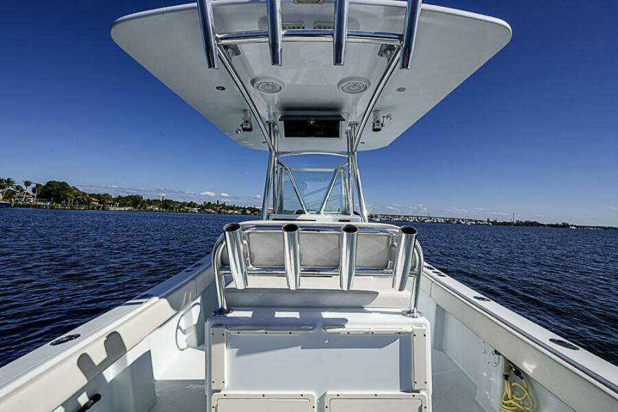 26ft Regulator Yacht For Sale