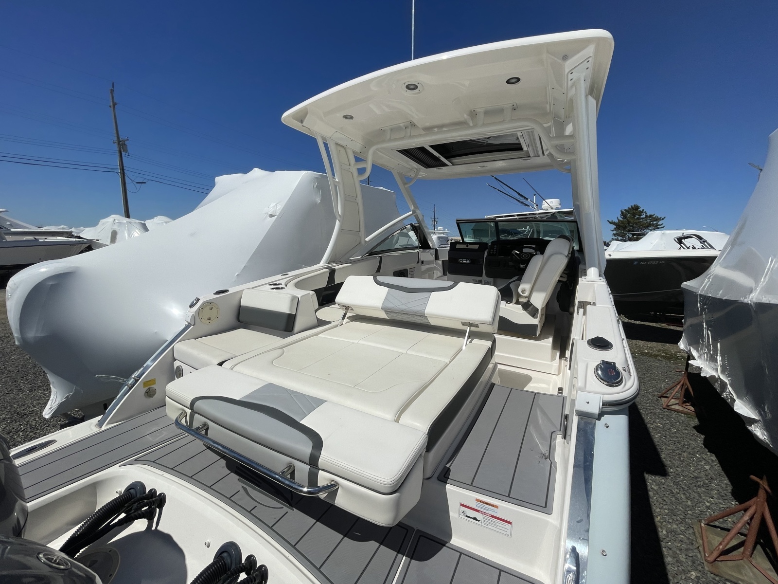 2023 Chaparral 280 OSX