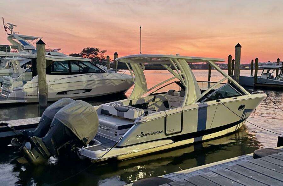 28ft Chaparral Yacht For Sale