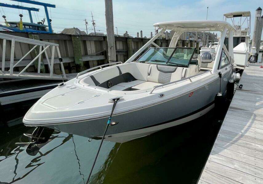 28ft Chaparral Yacht For Sale