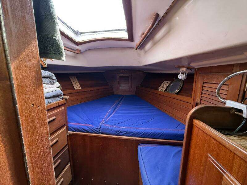 Redshift 41ft Capital Yacht For Sale