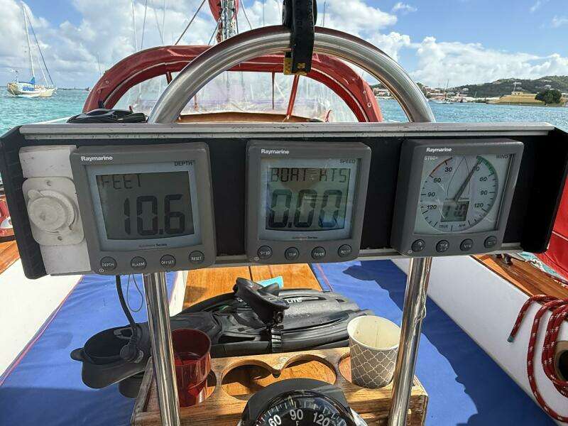 Redshift 41ft Capital Yacht For Sale