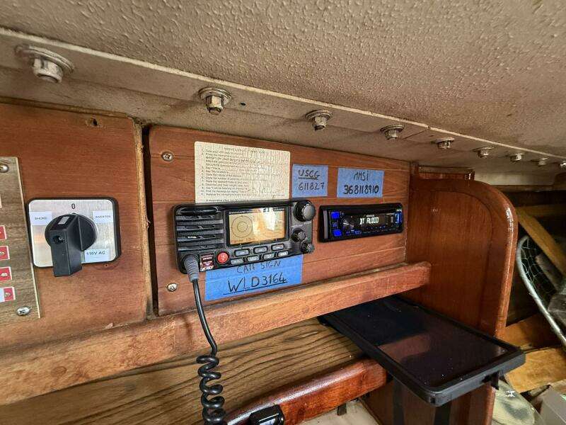 Redshift 41ft Capital Yacht For Sale