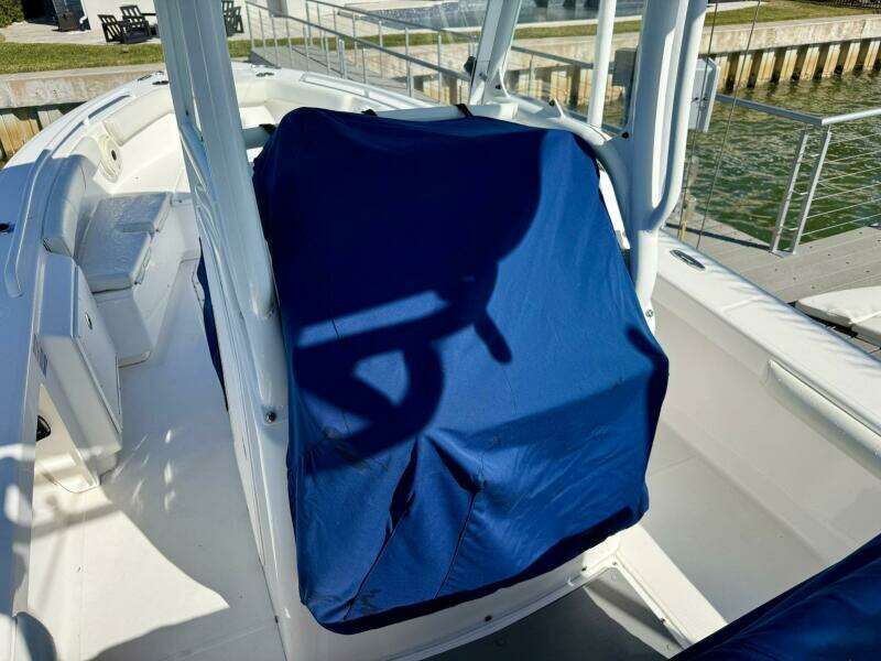 2020 Everglades 243 CC 