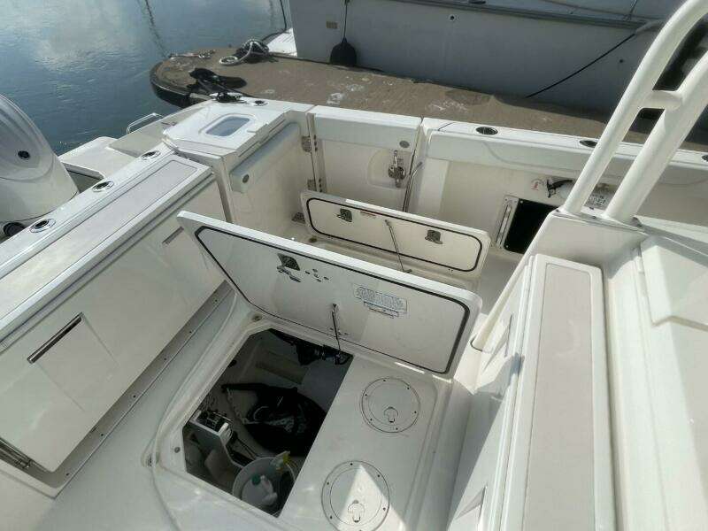 Equanimity 32ft Pursuit Yacht For Sale