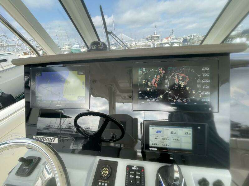 Equanimity 32ft Pursuit Yacht For Sale