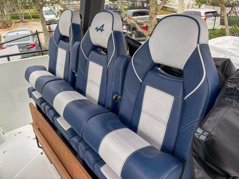 36ft Beneteau Yacht For Sale