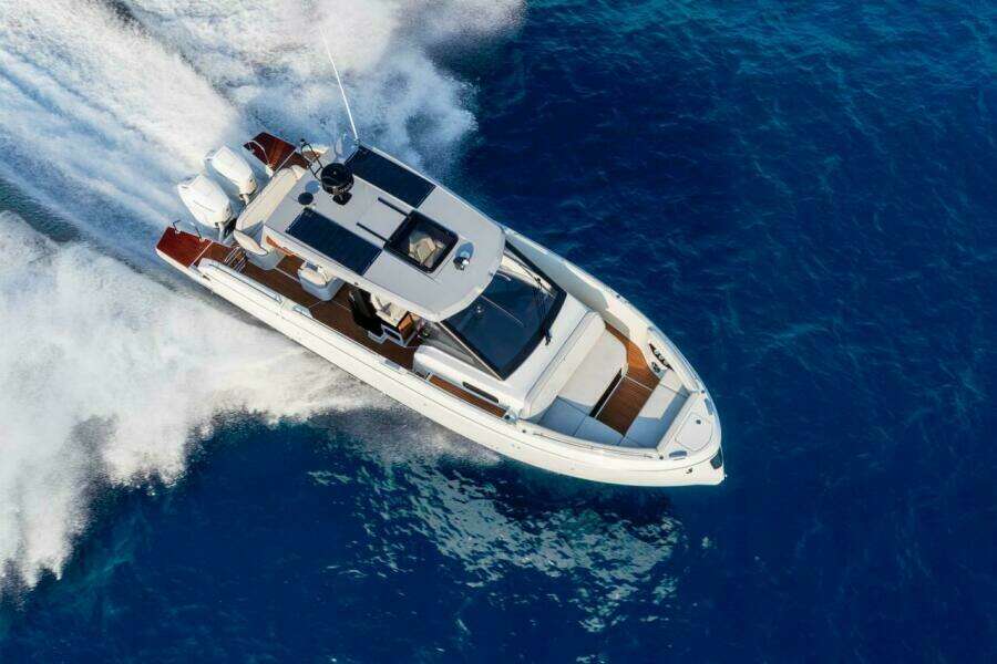 36ft Beneteau Yacht For Sale