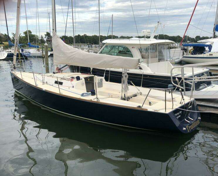 Tradition 32ft J Boats Yacht For Sale
